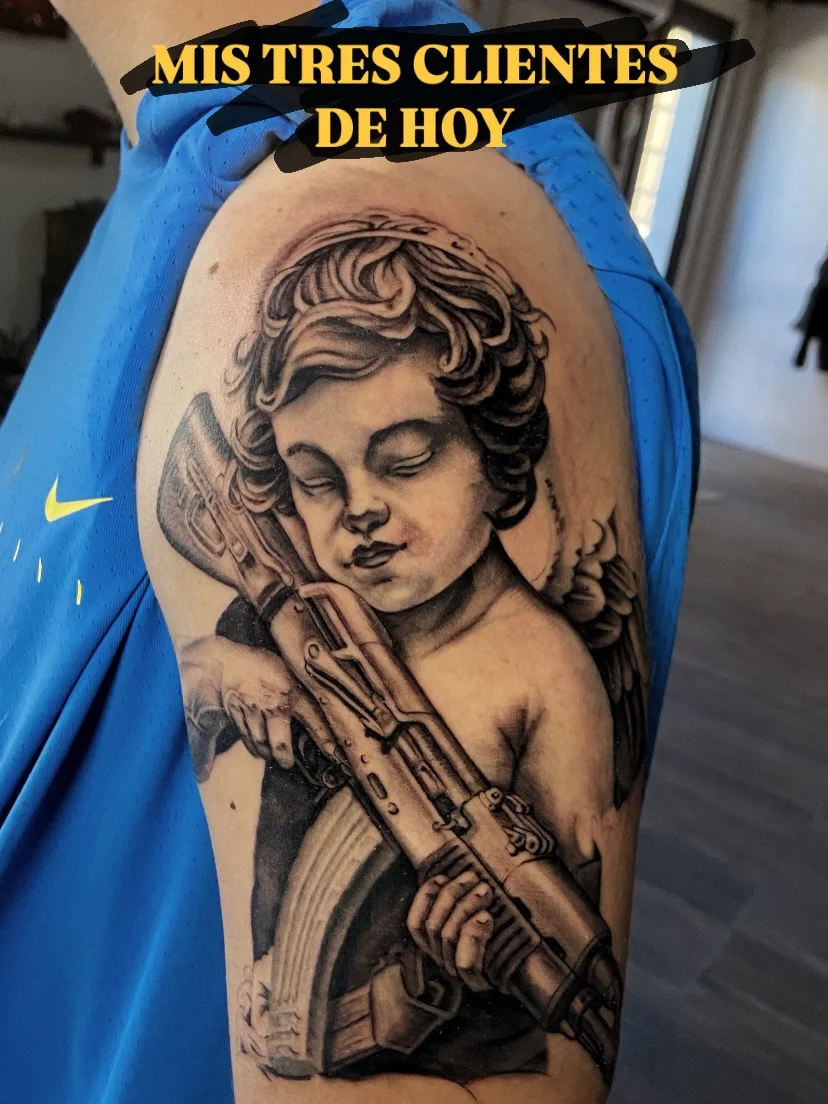 Tatuaje de Iván Pérez: Ángel rebelde